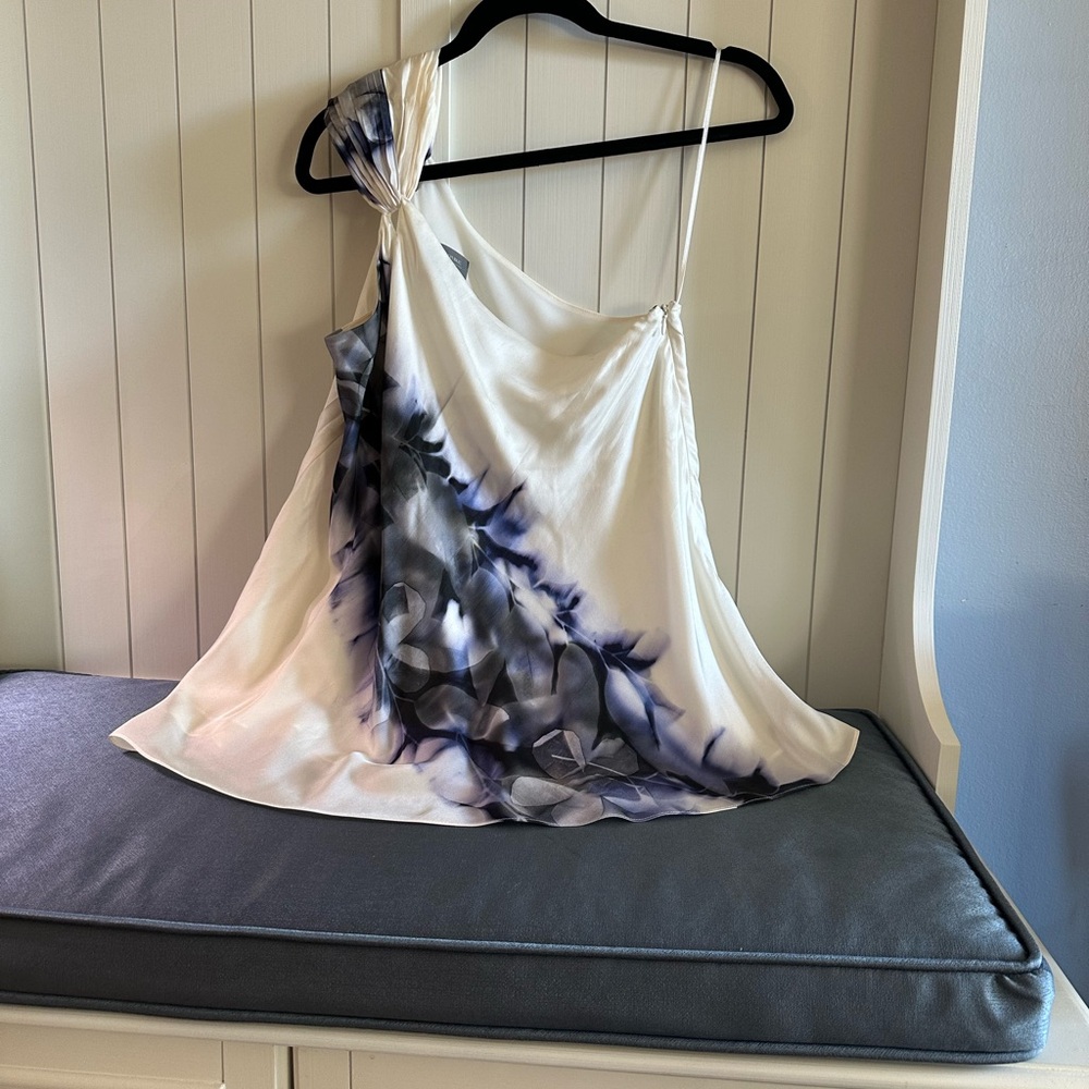 Elegant One-Shoulder White and Blue Dress